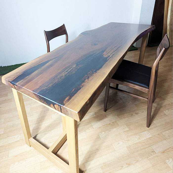 NENRINENRINの一枚板テーブルウォルナット4