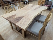 NENRINENRINの一枚板テーブルくるみ3