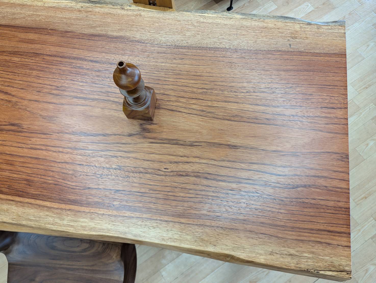 NENRINENRINの一枚板テーブルエビアラ3